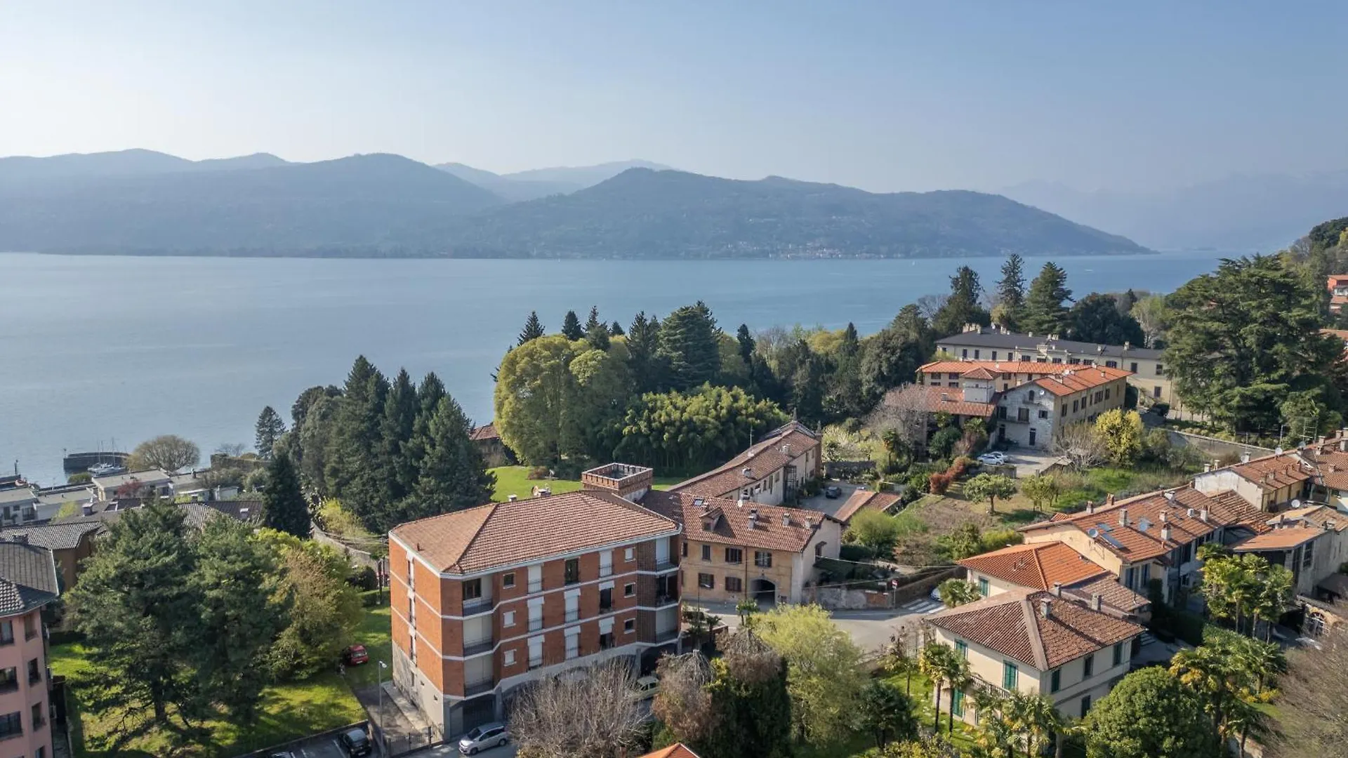 Apartment Ferienwohnung Blue Dream Ispra Italien